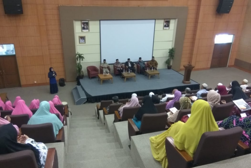 JIC mengadakan Diskusi Islam Aktual Ibukota membahas tema Spirit Muharram  untuk Kebangkitan Peradaban Islam di Indonesia dan Nusantara.