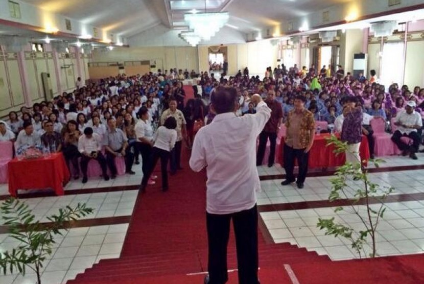 JK berbicara di depan TKI di Malang, Selasa (17/6).