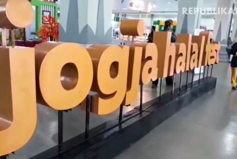 Jogja Halal Fest untuk pertama kalinya dihelat di Jogja Expo Center pada 11-14 Oktober 2018.