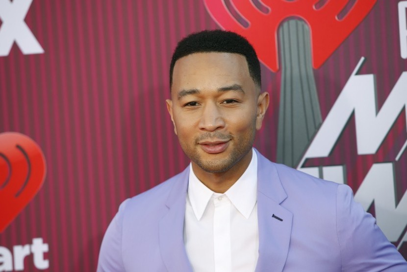 Penyanyi John Legend akan tampil di Billboard Music Awards 2020.