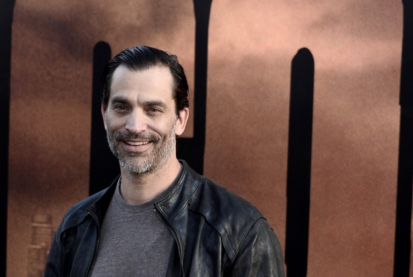 Johnathon Schaech 