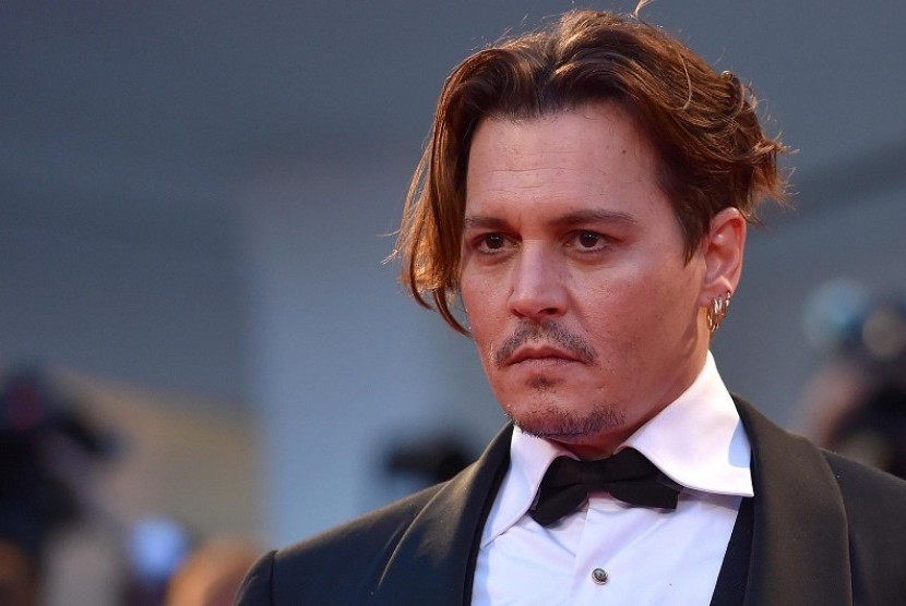 Johnny Depp meminta agar sidang gugatan pencemaran nama baiknya terhadap mantan istrinya, Amber Heard, ditunda (Foto: aktor Johnny Depp)
