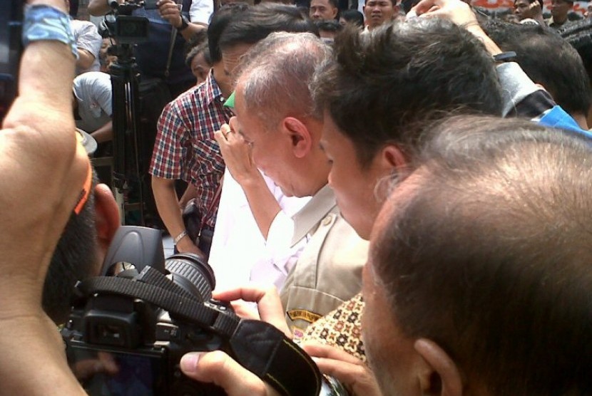 Jokowi (baju putih tengah) saat mengunjungi kawasan Pademangan, Jakarta Utara