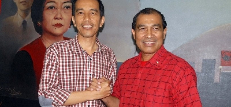 Jokowi (kiri) dan Nono Sampono (kanan) ketika mengikuti uji kelayakan Cagub DKI Jakarta