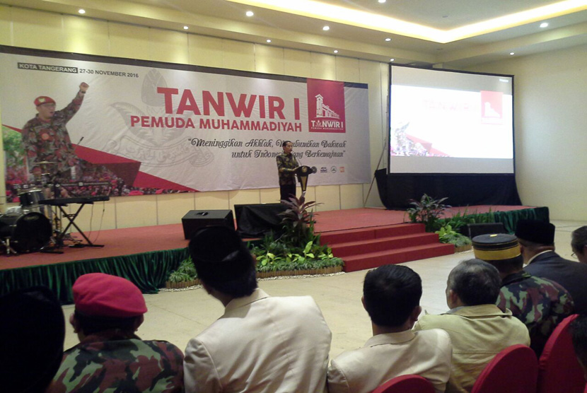 Jokowi menutup Tanwir Pimpinan Pusat Pemuda Muhammadiyah di Kota Tangerang, Banten, Rabu (30/11). 