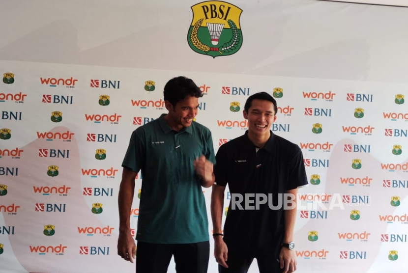Jonatan Christie (kanan) dan Chico Aura Dwi Wardoyo