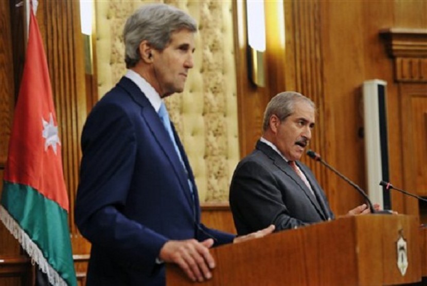 Jordan's Foreign Minister Nasser Judeh speaks during a joint press conference with US Secretary of State John Kerry on Wednesday, July 17, 2013 at the Ministry of Foreign Affairs in the Jordanian capital, Amman. 