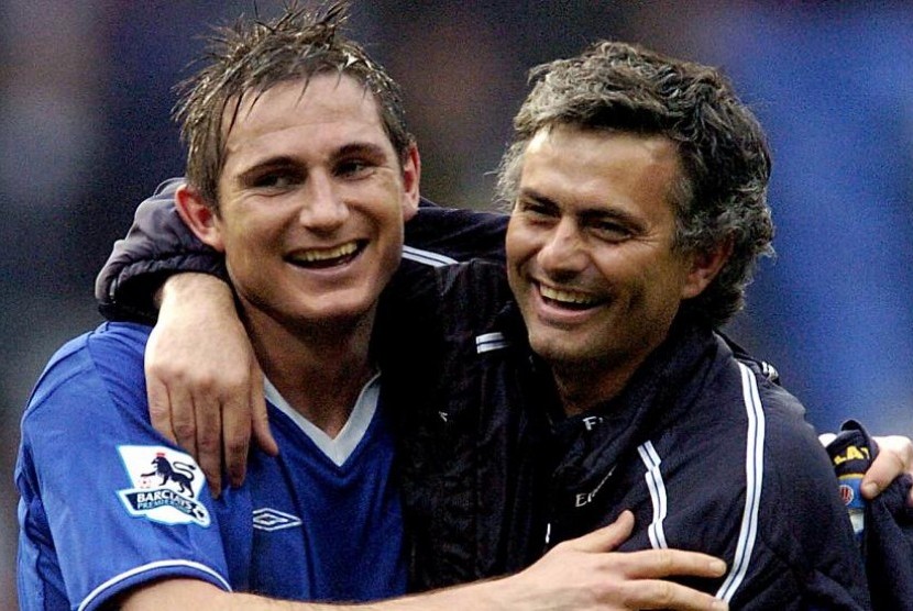 Frank Lampard bersama Jose Mourinho ketika masih berseragam Chelsea,