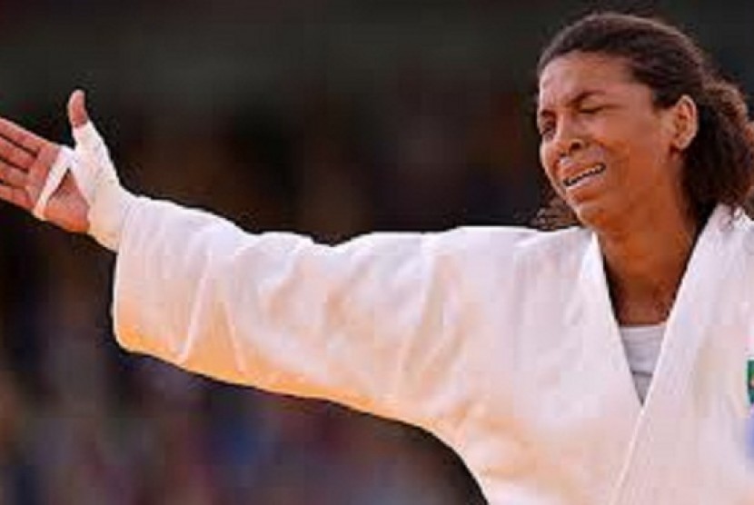 Judoka Brasil, Rafaela Silva mendapat pelecehan rasial dari warga Brasil, setelah ia tersingkir di ajang Olimpiade London 2012.
