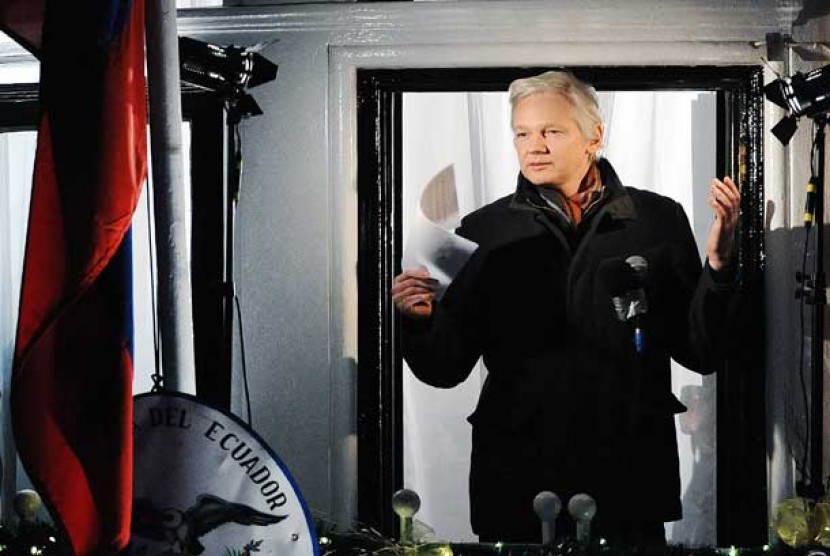 Pendiri WikiLeaks Julian Assange kini sudah tak lagi memiliki kewarganegaraan Ekuador.
