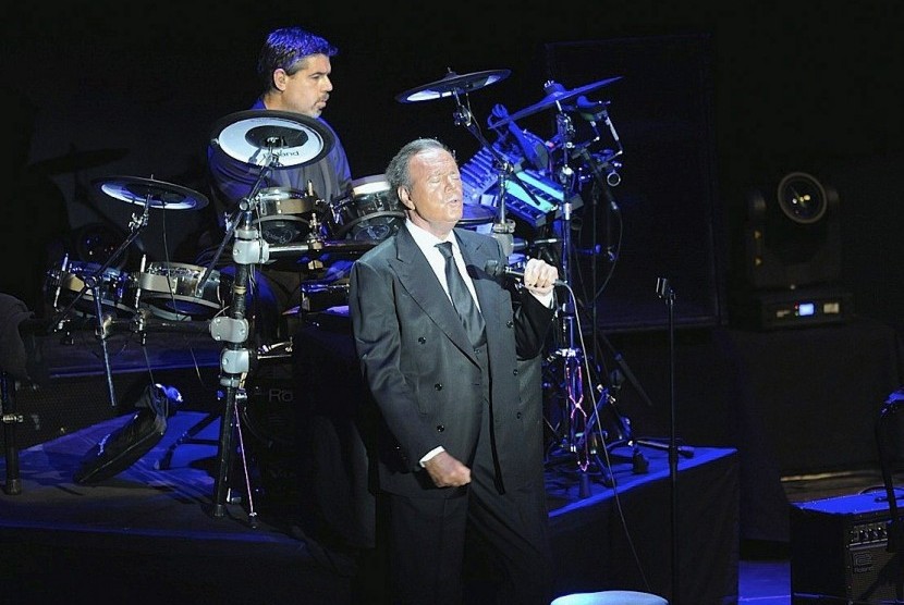Julio Iglesias
