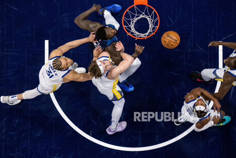 Tanpa Steph Curry, Warriors Dibekuk Timberwolves pada Gim 2 Semifinal Wilayah Barat NBA