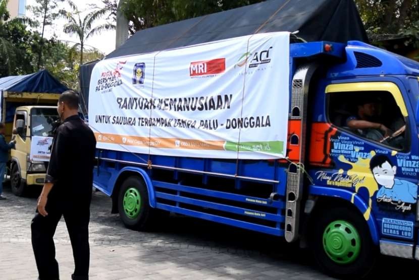 Jumat siang (5/10) Aksi Cepat Tanggap (ACT) DIY memberangkatkan enam truk kemanusiaan menuju Palu, Sulawesi Tengah.