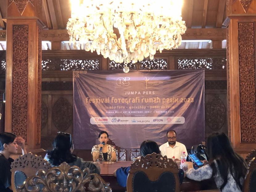 Jumpa Pers Festival Fotografi Rumah Pesik 2023 di Kotagede, Yogyakarta.