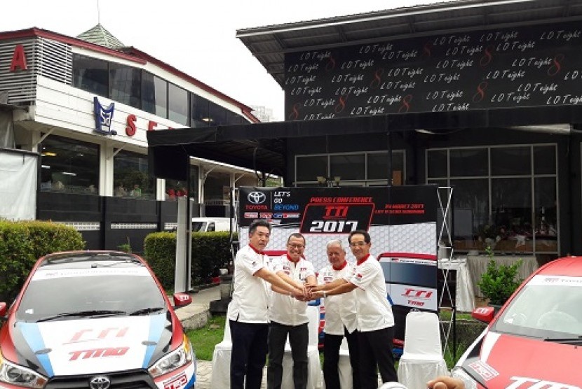 Jumpa pers Toyota Team Indonesia.