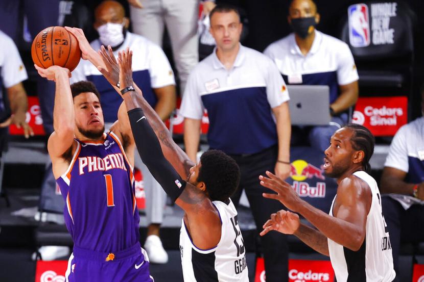 Jumpshoot Devin Booker antar Phoniex Suns kalahkan LA Clippers 117-115.