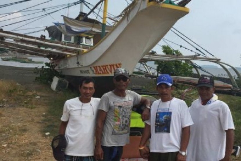 Junick Josol dan nelayan Filipina lainnya kini tidak bisa lagi mencari ikan di kawasan Scarborough karena dilarang oleh patroli AL Cina.