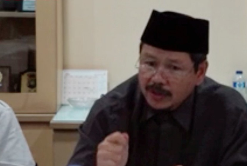  Juru Bicara Hizbut Tahrir Indonesia (HTI) Ismail Yusanto 