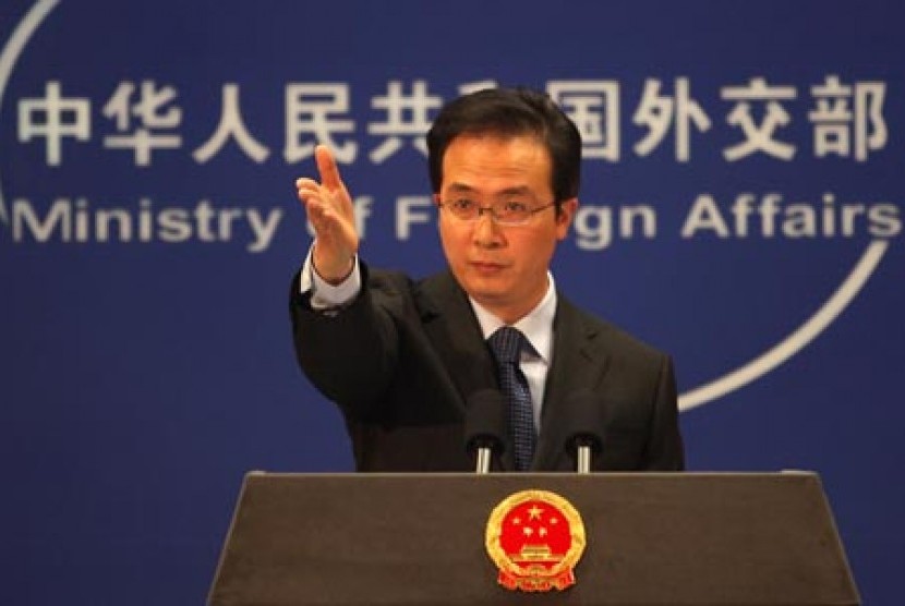 Juru bicara Kementerian Luar Negeri Cina Hong Lei