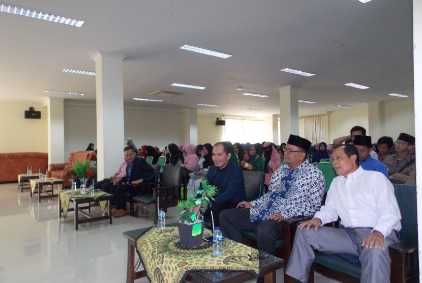 Jurusan Pendidikan Agama Islam (PAI) UIN Banten menggelar seminar tentang pembinaan karir di era industri 4.0.