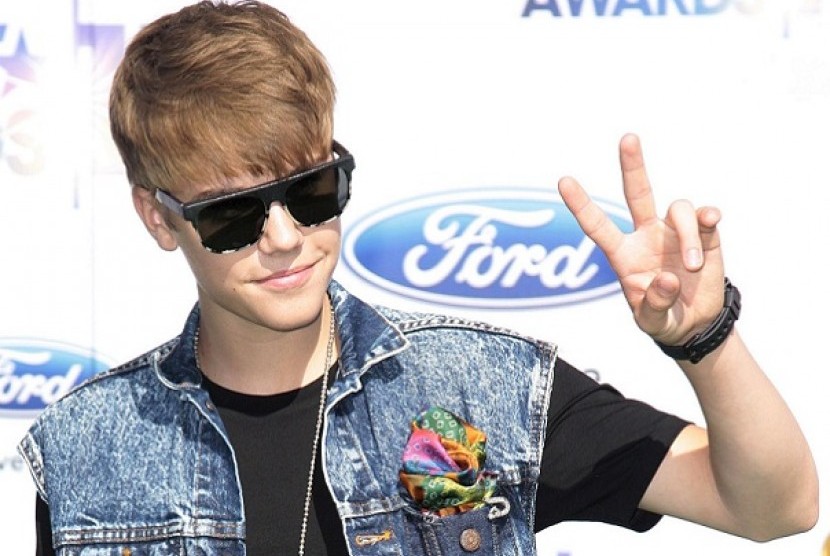 Justin Bieber draws controversy among his fans in Indonesia. (photo file)  