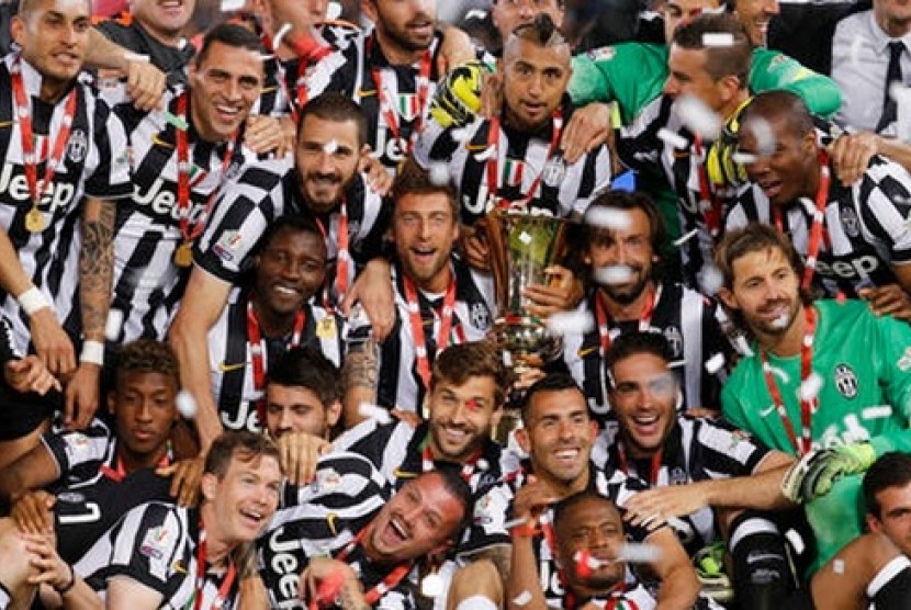 Juventus merayakan gelar juara Coppa Italia