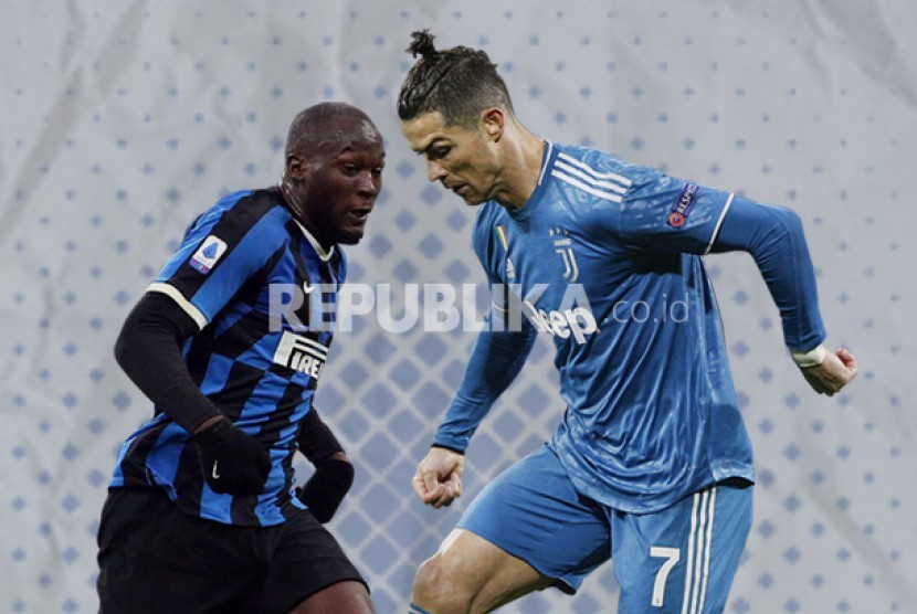 Juventus vs Inter Milan, adu tajam Cristiano Ronaldo (kanan) dan Romelu Lukaku.