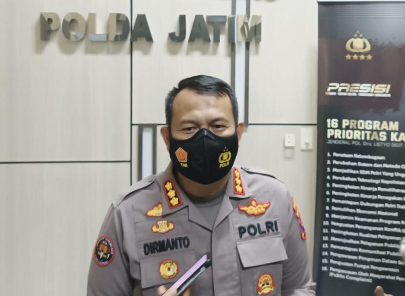 Kabid Humas Polda Jawa Timur, Kombes Dirmanto menyatatakan, pihaknya telah secara resmi mencopot AKP I Ketut Agus Wardana dari jabatannya sebagai kapolsek Sukodono, Kabupaten Sidoarjo, lantaran terlibat penyalahgunaan narkoba.