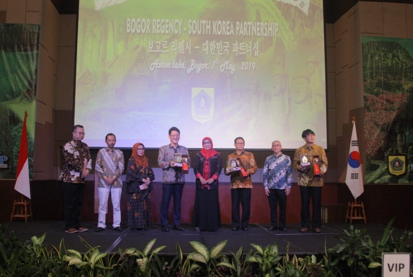 Kabupaten Bogor menjadi tuan rumah dengan tema Bogor Regency-South Korea Partnership Meeting di Hotel Aston Sentul, Rabu (1/5) malam.