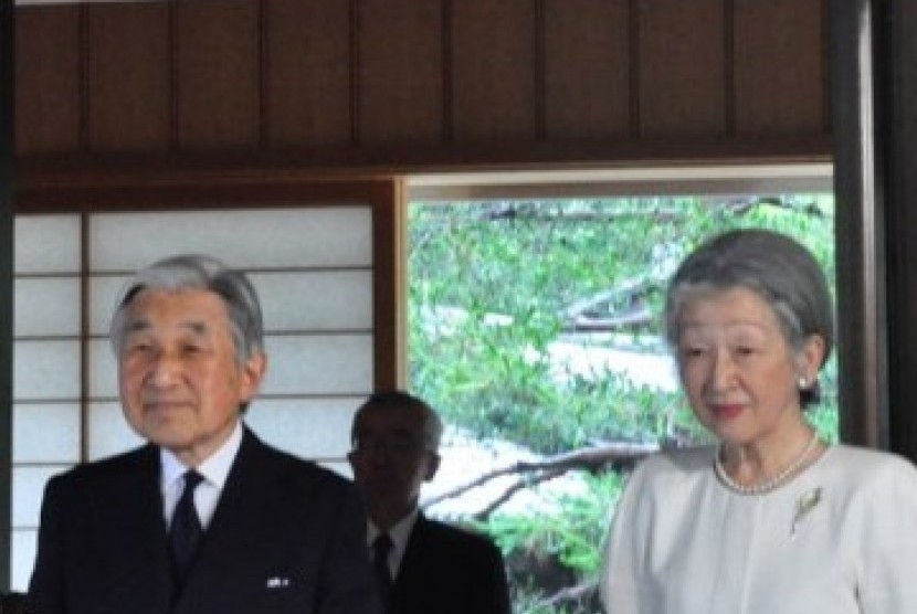 Kaisar Akihito dan Permaisuri Michiko