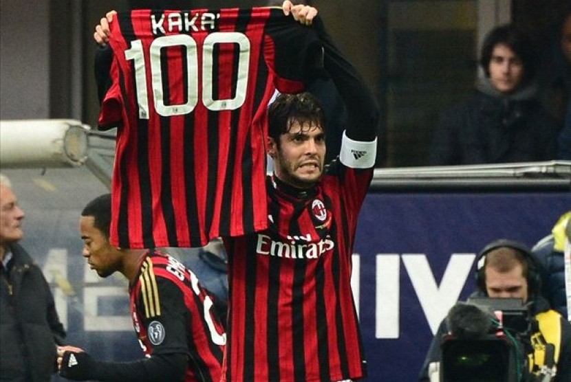 Kaka, usai mencetak gol ke-100 untuk AC Milan.
