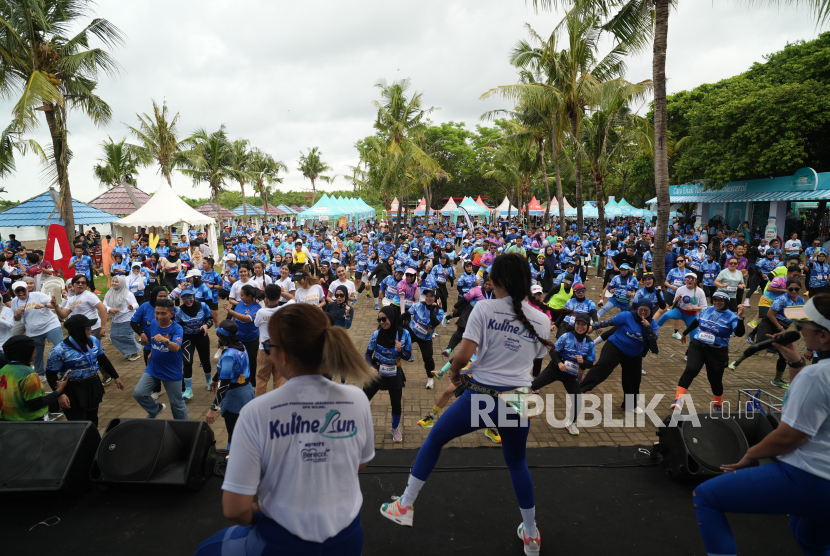 Kalbe Nutritionals melalui produknya, Nutrive Benecol, bersama dengan Asosiasi Pengusaha Jasa Boga Indonesia (APJI), menarik hampir 3.000 peserta dalam KulineRun APJI by Nutrive Benecol 2024 di Pantai Akkarena, Makassar pada 6-8 Desember 2024. 