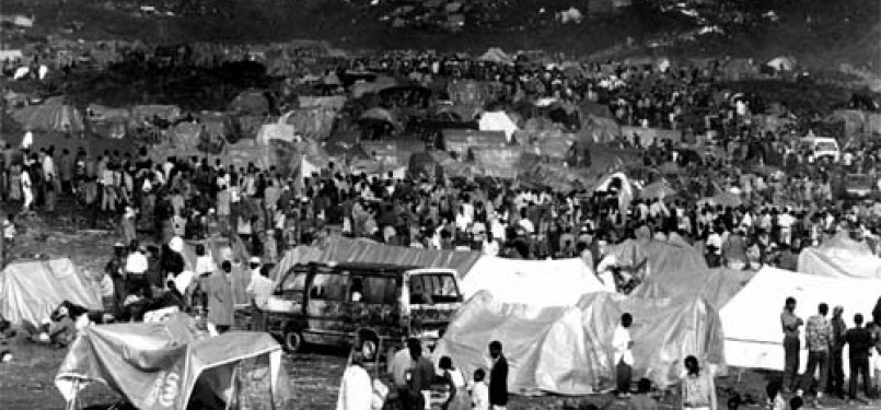 Kamp pengungsi Rwanda di Zaire, 1994. 