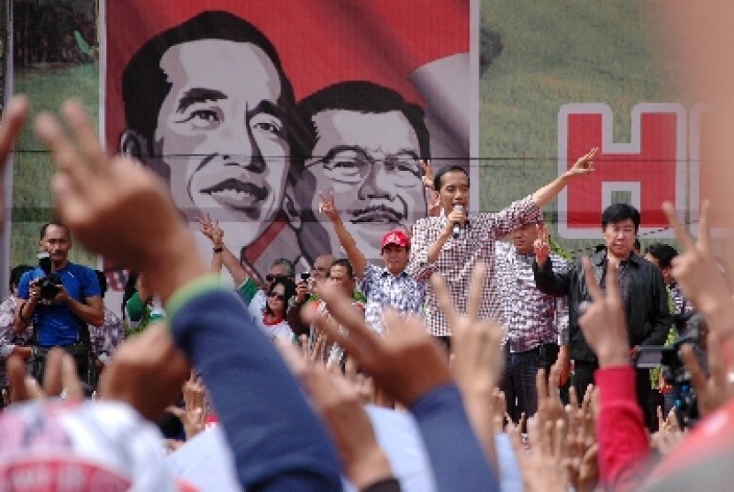Kampanye Jokowi di Lapangan Monumen Bandung Lautan Api (BLA) Kota Bandung, Kamis (3/6). 