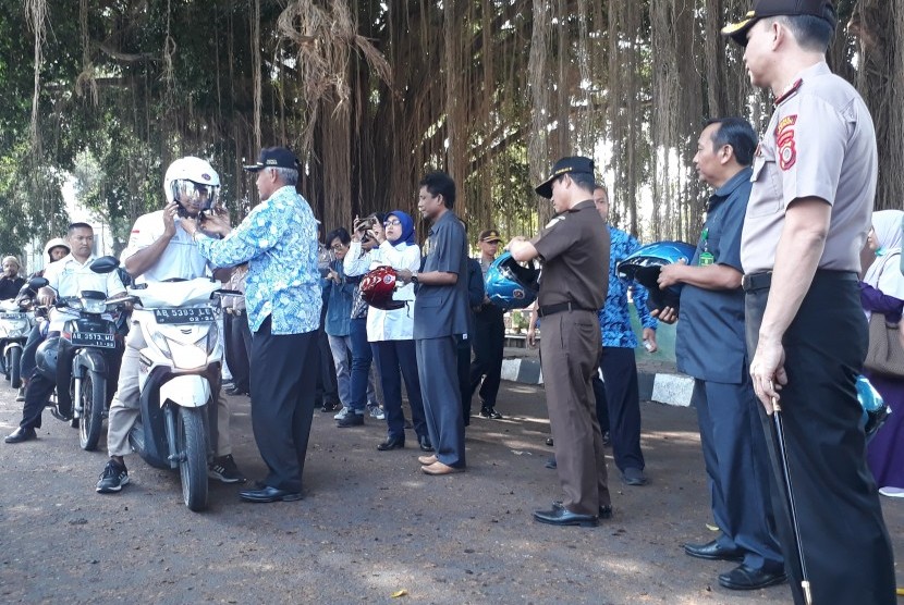 Kampanye Keselamatan Tertib Lalu Lintas di Lapangan Denggung.