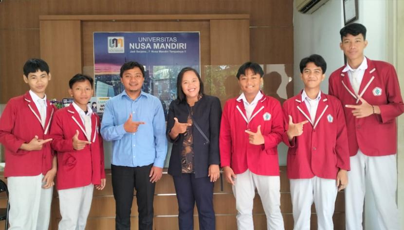 Kampus Digital Bisnis Universitas Nusa Mandiri (UNM) sudah bekerja sama dengan MDU dalam menjembatani siswa/i sekolah untuk magang di MDU. 