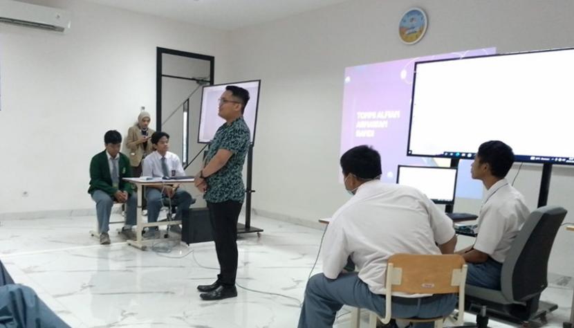 Kampus Digital Bisnis Universitas Nusa Mandiri (UNM) sukses menyelenggarakan kegiatan CreaBest (Creative, Bussiness dan Talent) yang berkolaborasi dengan perusahaan startup Mandiri Digital Universe (MDU) atau NextOne.