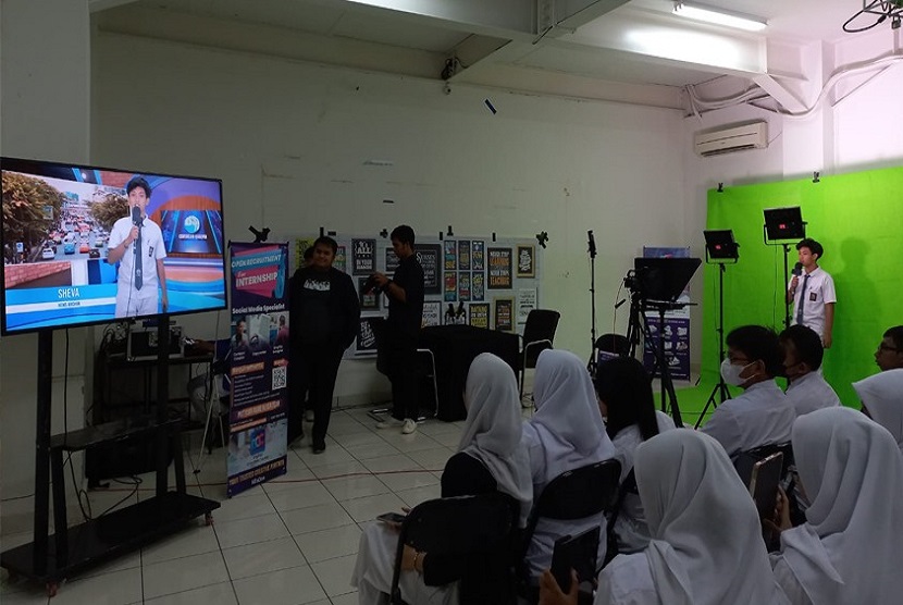 Kampus Digital Kreatif Universitas BSI (Bina Sarana Informatika) bersama dengan Digital Creative Center (DCC) atau AlfaOne kembali melangsungkan BSI Digination 2023 dengan mengusung tema ‘Opportunities In Creative Industry’ di Universitas BSI kampus Pemuda, Rawamangun, Jakarta Timur yang berlangsung pada Senin-Selasa, 28-29 Agustus 2023.
