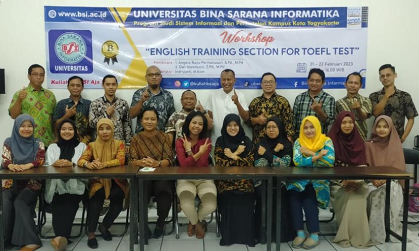 Kampus Digital Kreatif Universitas BSI (Bina Sarana Informatika) kampus Yogyakarta mengadakan workshop Toefl bagi dosennya. 