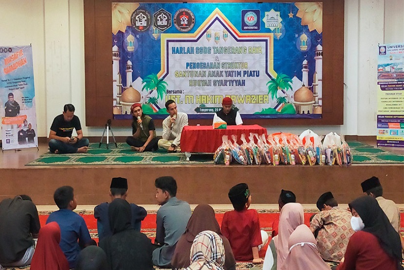 Kampus Digital Kreatif Universitas BSI (Bina Sarana Informatika) kampus BSD  bekerja sama dengan Syiar Dalam Gelap (SDG) Tangerang Raya melakukan kegiatan berbagi sesama insan yang dilaksanakan pada hari Rabu, (29/3/2023).