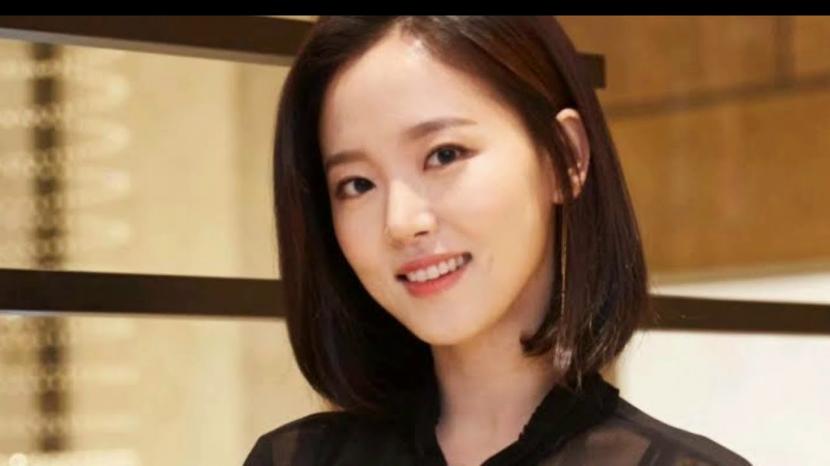 Kang Han-na mendapat tawaran main di drama sejarah 'Red Heart'.
