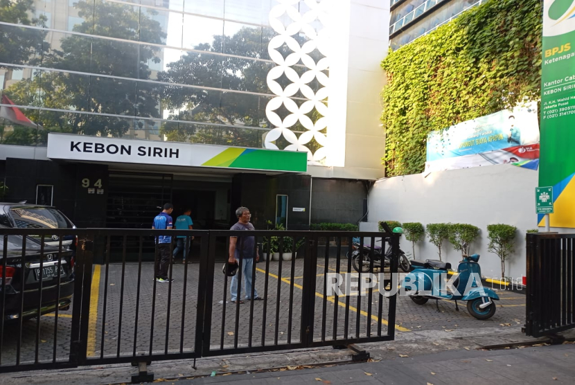 Kantor BPJS Ketenagakerjaan Jakarta Kebon Sirih.