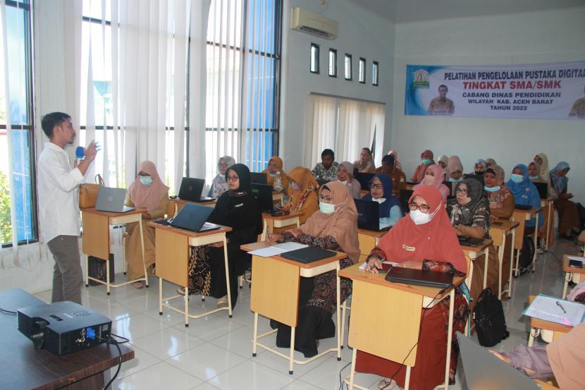 Kantor Cabang Dinas Pendidikan Wilayah  Kabupaten Aceh Barat menggelar Pelatihan Pengelolaan Pustaka Digital Tingkat SMA/SMK se Kabupaten Aceh Barat, 14-17 Maret 2022.