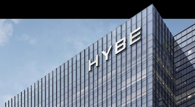 Kantor Hybe. Fans K-pop menuntut agar Hybe mencopot CEO Hybe Amerika Scooter Braun. Braun dianggap secara terbuka mendukung Israel.