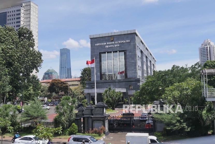 Kantor Polda Metro Jaya di Jl Jendral Sudirman, Jakarta Selatan, Kamis (19/1).