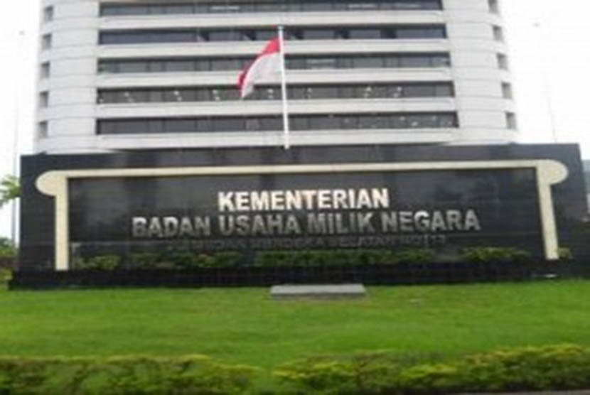 Kantor Kementerian BUMN. Pemerintah mengusulkan ada ketentuan pemeringkatan sebagai alat penilaian tingkat kesehatan BUMN. Adapun tingkat kesehatan BUMN dinilai menggunakan peringkat memakai metode pemeringkatan. Peringkat atau rating dapat menjadi bahan pertimbangan RUPS/menteri dalam penetapan penghasilan direksi atau dewan komisaris atau dewan pengawas