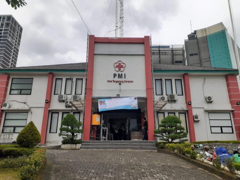 Kantor Palang Merah Indonesia (PMI) Tangerang Selatan.