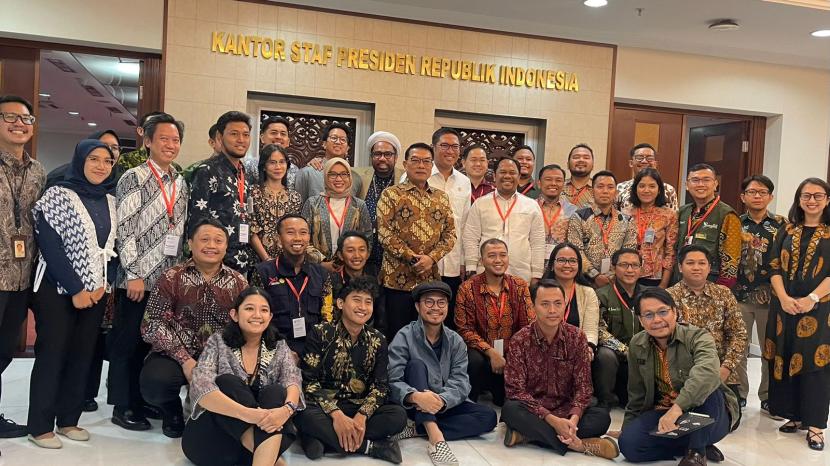 Kantor Staf Presiden (KSP) bersama Pijar Foundation, berkolaborasi dengan Kementerian Pemuda dan Olahraga (Kemenpora) dan Kementerian Perencanaan Pembangunan Nasional/Badan Perencanaan dan Pembangunan Nasional (KemenPPN/Bappenas), Perkumpulan Warga Muda, menyelenggarakan Indonesia Future Network (IFN) dengan tema Future Food and Nutrition.