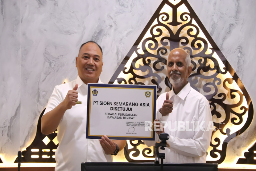 Kantor Wilayah (Kanwil) Bea Cukai Jawa Tengah dan Daerah Istimewa Yogyakarta (Jateng DIY) meresmikan status kawasan berikat bagi PT SIOEN Semarang Asia, Senin (24/11/2025).