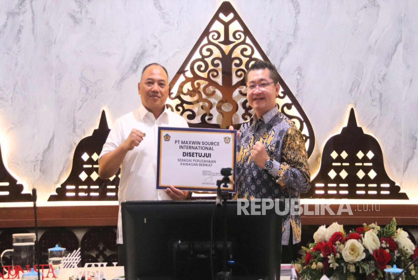 Kanwil Bea Cukai Jateng DIY Berikan Fasilitas Kawasan Berikat kepada Tiga Perusahaan